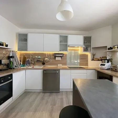 Les Canaux De Faventines Apartment
